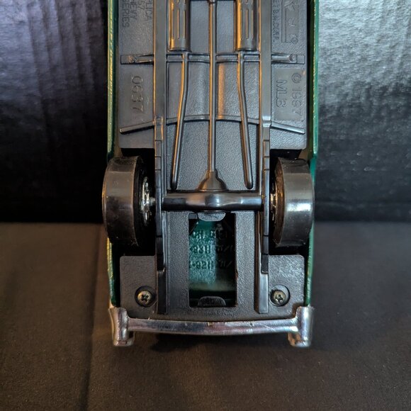 Oakland Athletics MLB Ertl Collectibles 1:24 Scale DieCast 1957 Chevy Bank - Picture 7 of 8